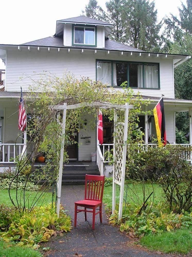 Miller Tree Inn Forks Exteriör bild